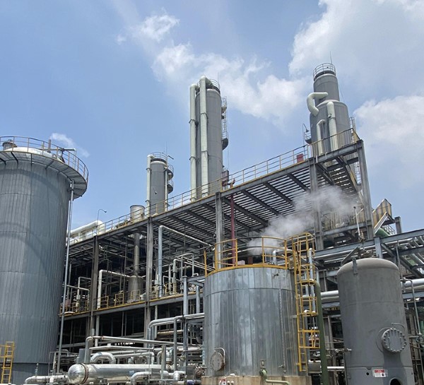 1738734952182267.jpg 化工廠.jpg